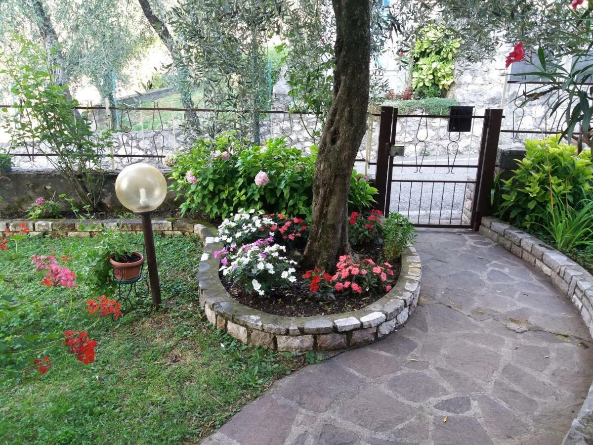 Aldinhaus Apartment Brenzone sul Garda Bagian luar foto
